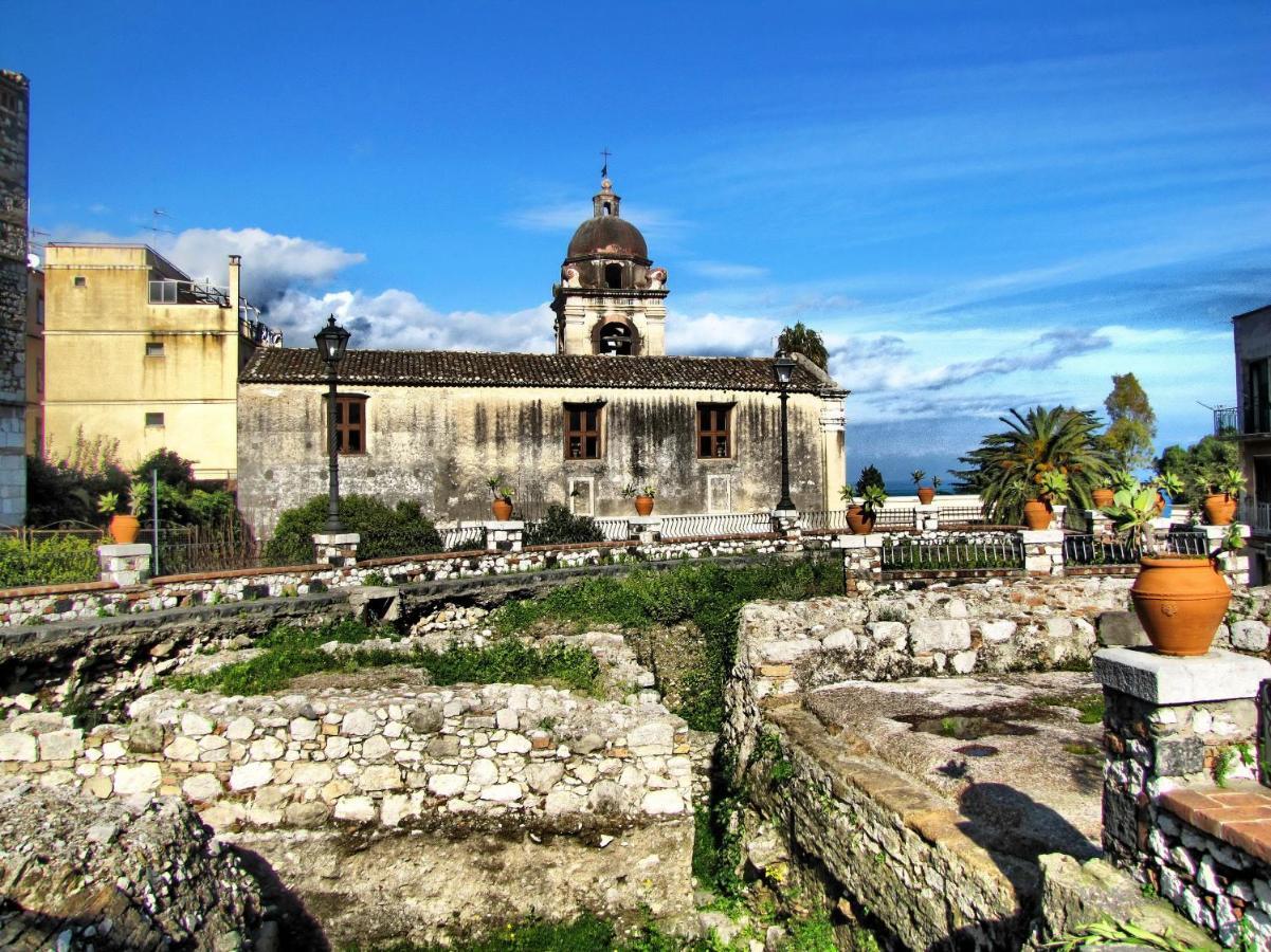 Il Picciolo Etna Golf Resort & Spa Castiglione De Sicilia Exterior photo