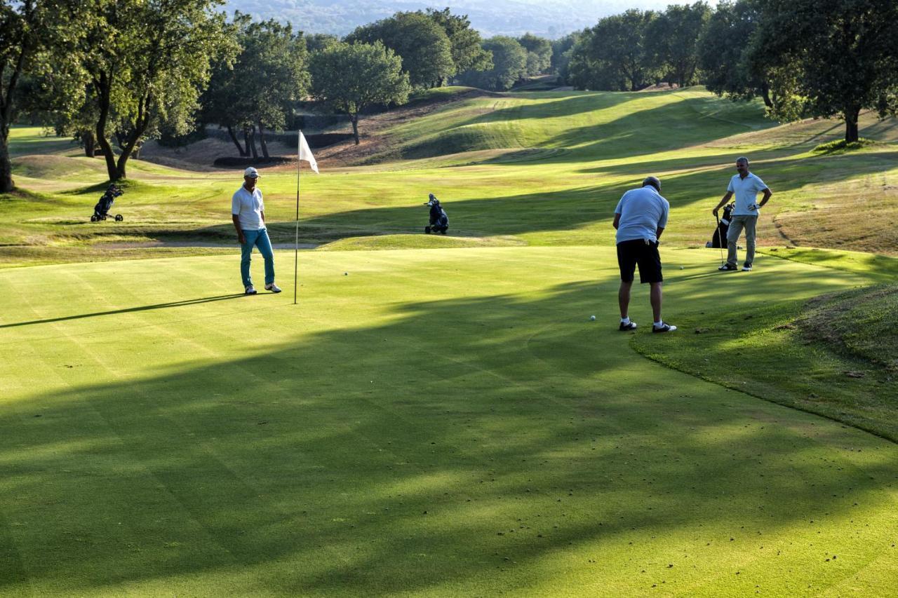 Il Picciolo Etna Golf Resort & Spa Castiglione De Sicilia Exterior photo