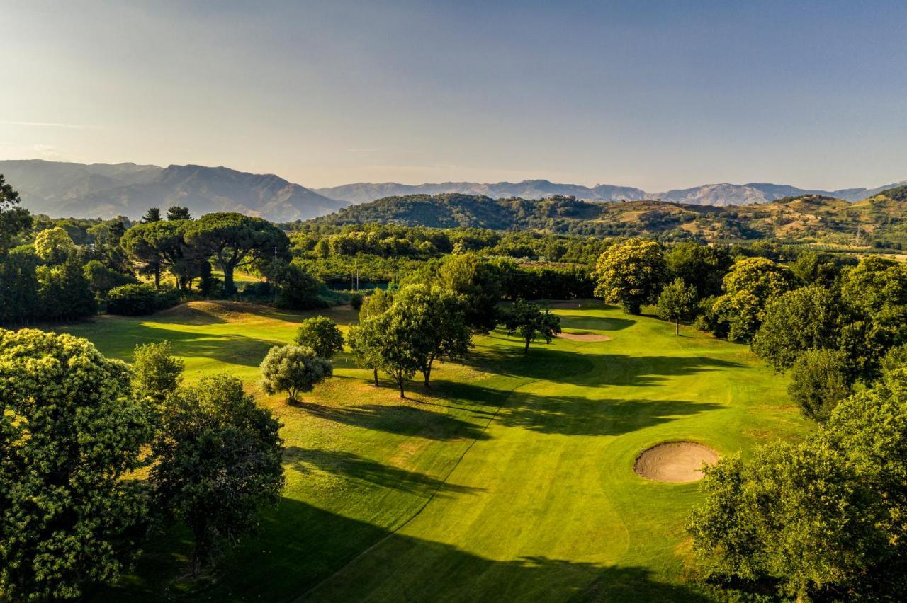 Il Picciolo Etna Golf Resort & Spa Castiglione De Sicilia Exterior photo